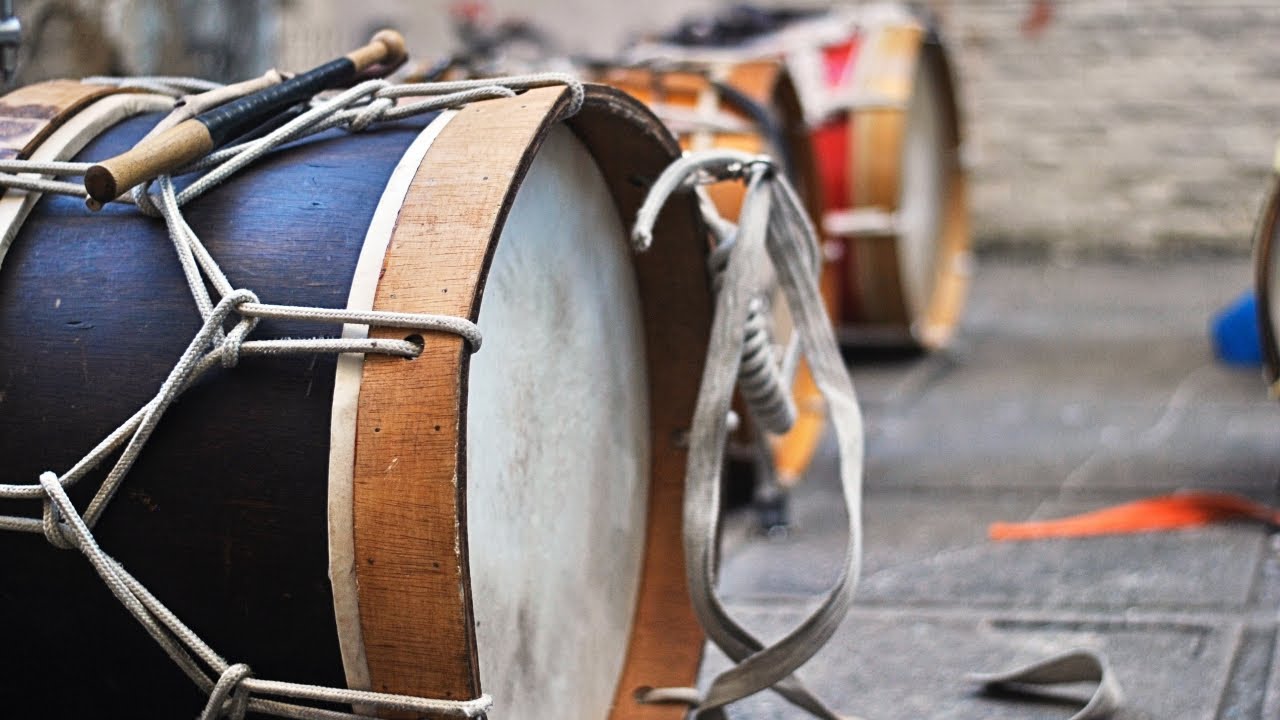 Doğum Günü Kutlamalarına Sürpriz Ritimli Ziyaret